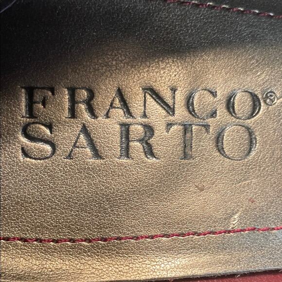 Franco Sarto Women's Burgundy Suede Loafers. 8M - Picture 2 of 5